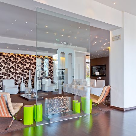 סלרנו Mediterranea Hotel & Convention Center מראה חיצוני תמונה