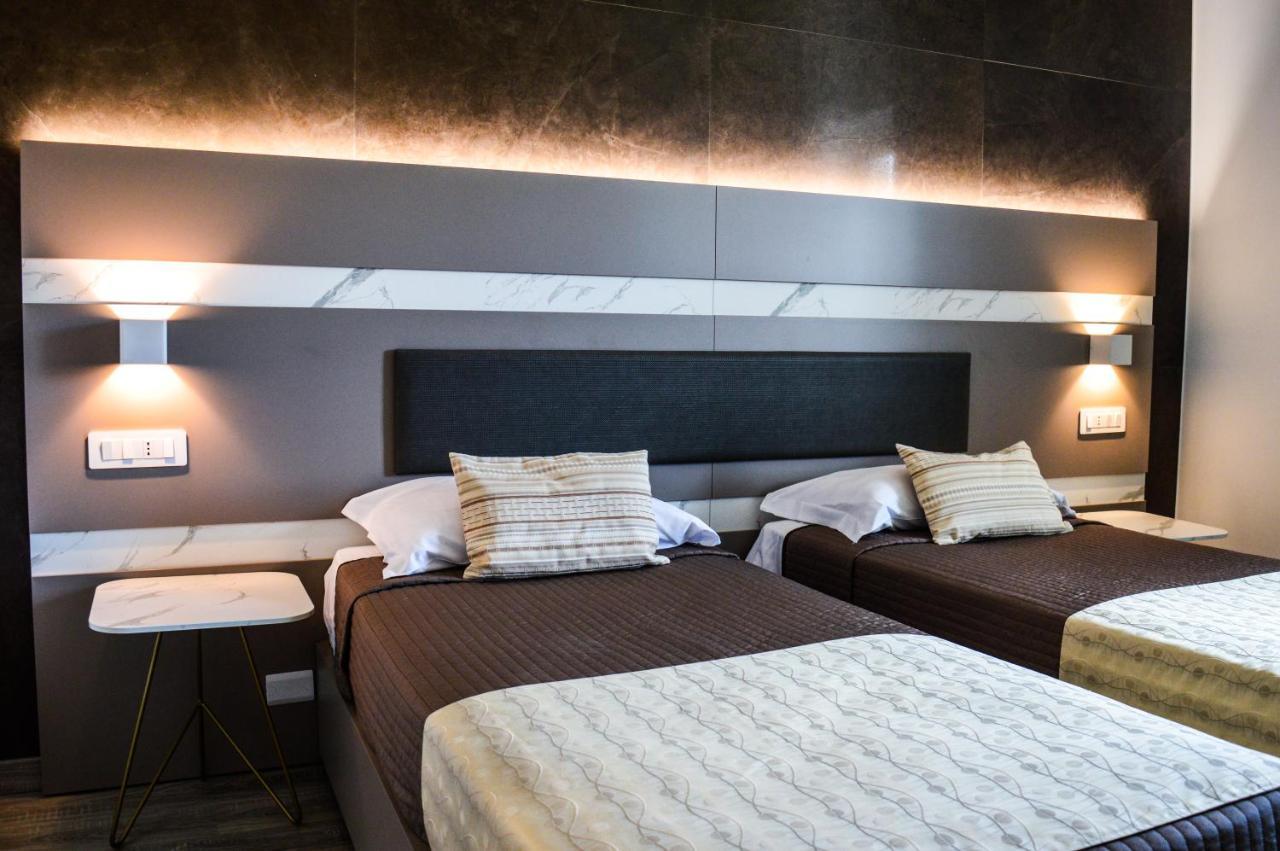 סלרנו Mediterranea Hotel & Convention Center מראה חיצוני תמונה